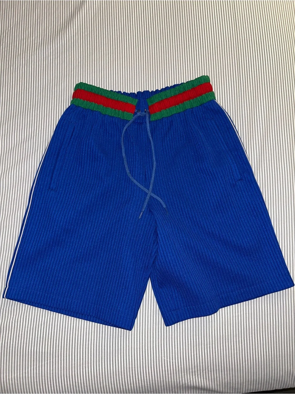 Gucci web basketball shorts XS NWT AUTHENTIC